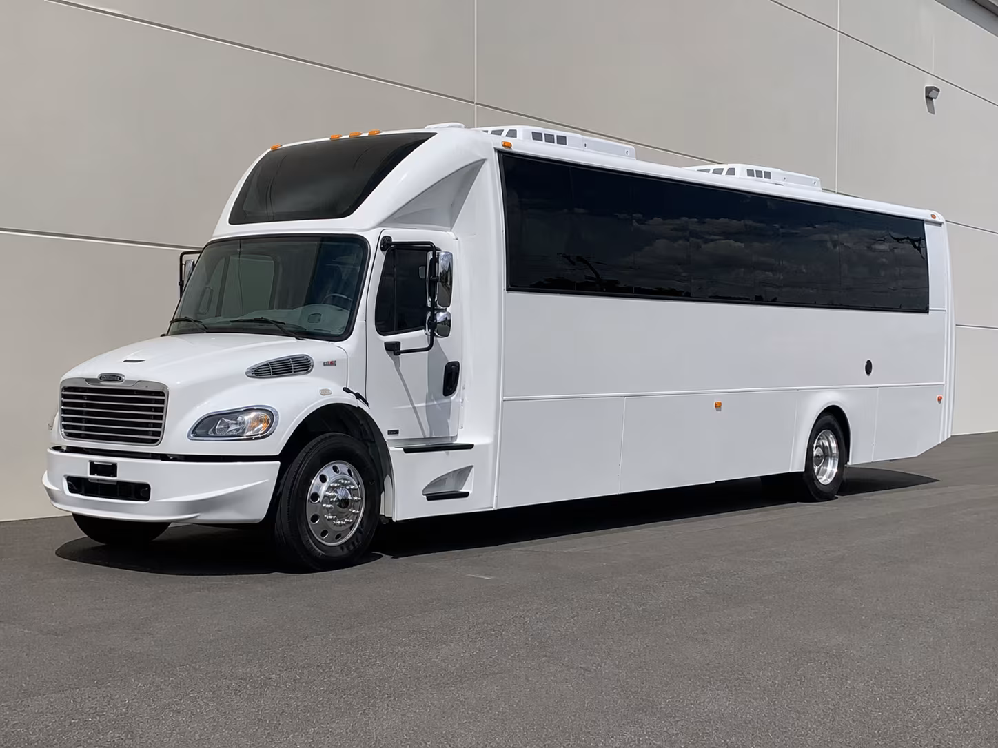 akron holiday party bus rental