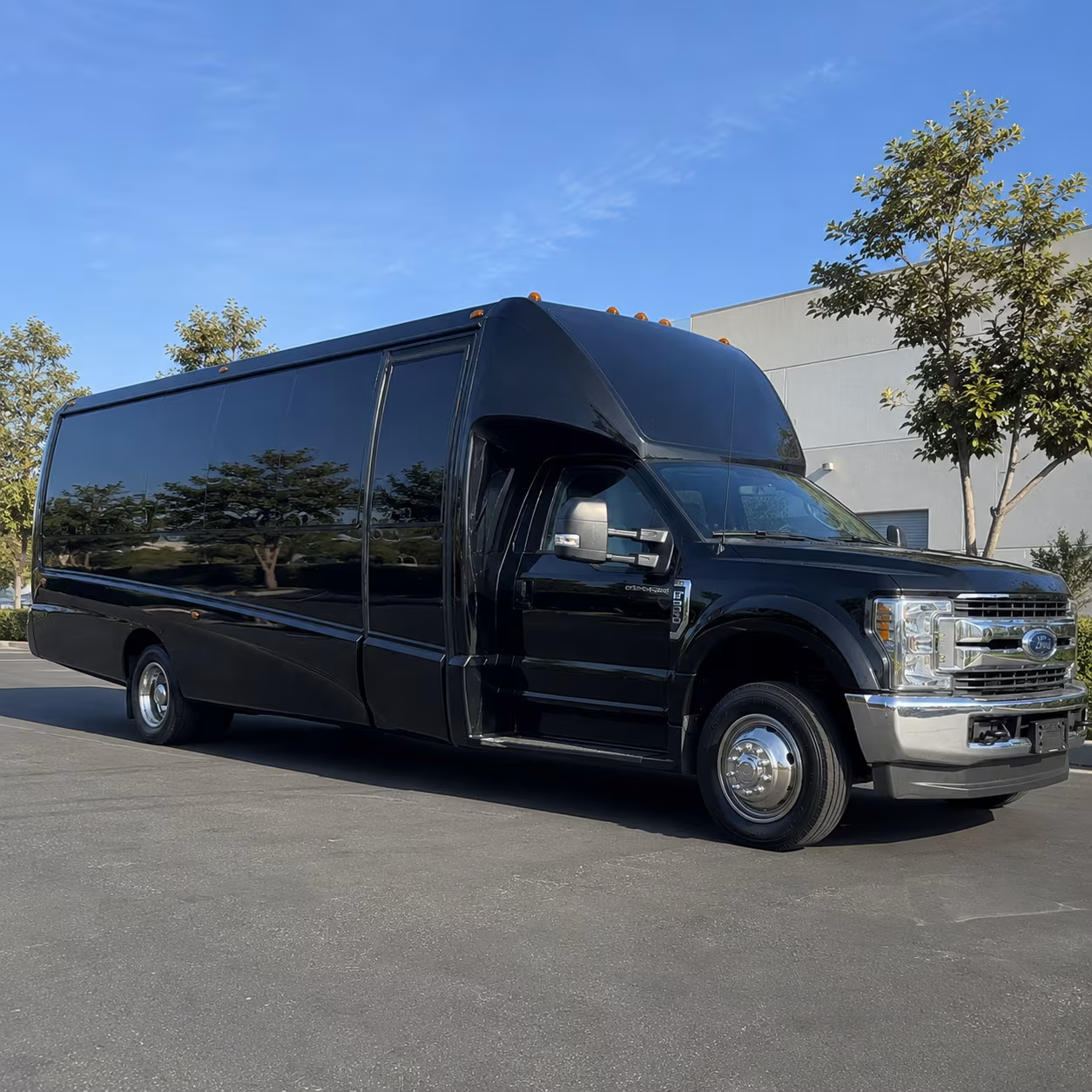 party buses for akron bachelorette bar crawls through highland square and downtown