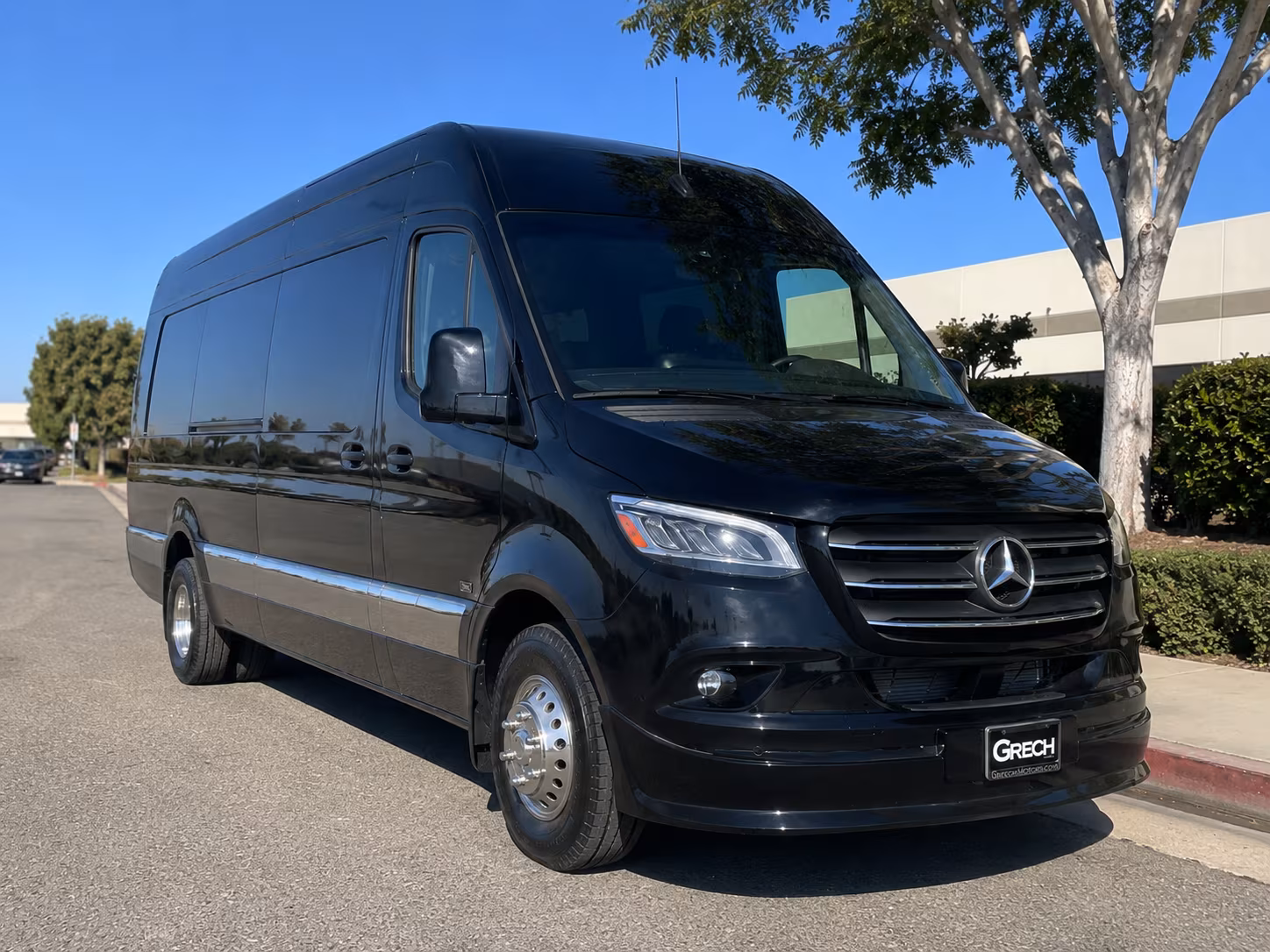 secure transportation for your next bachelor or bachelorette party 2
