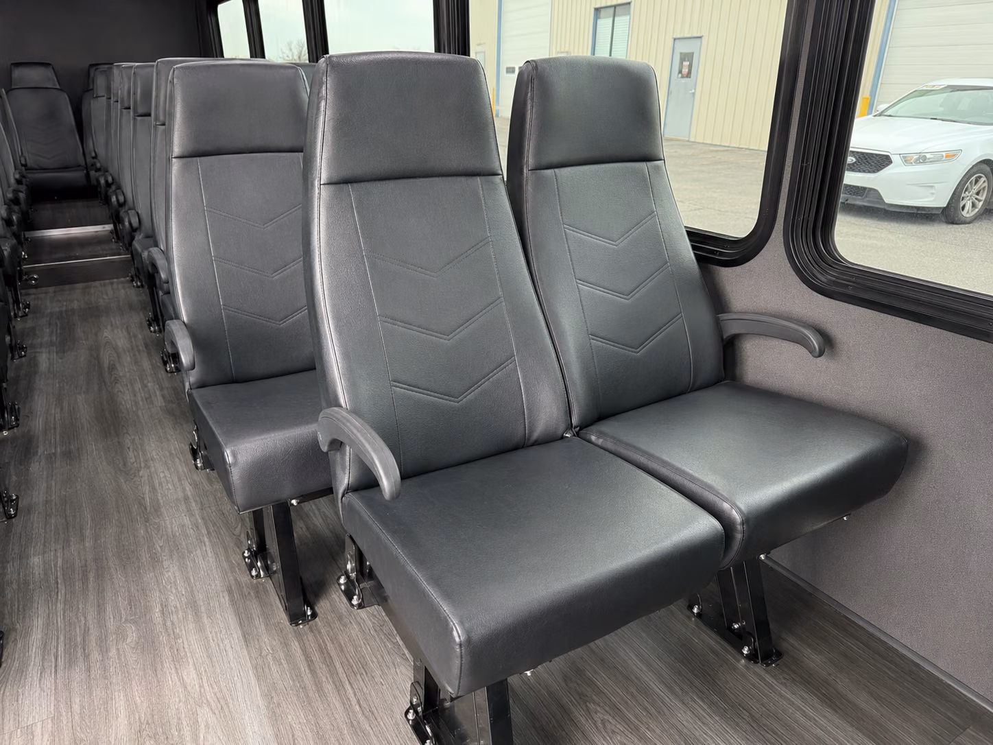 secure transportation for your next convention or trade show 2