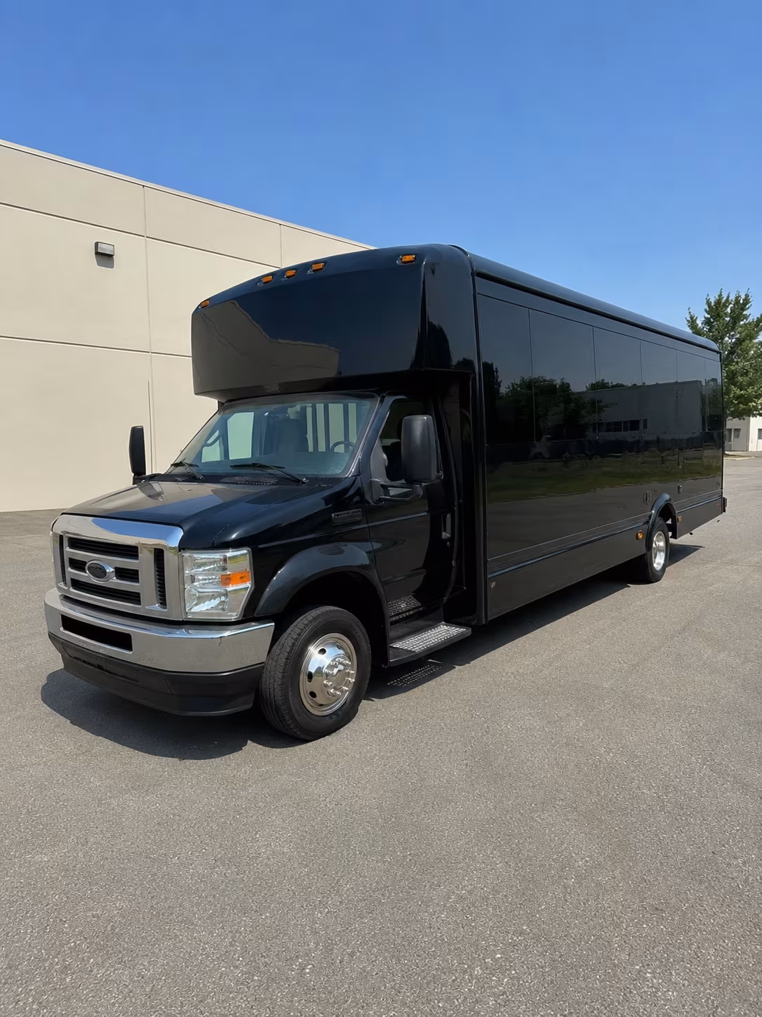why rent using akronminibuscompany com